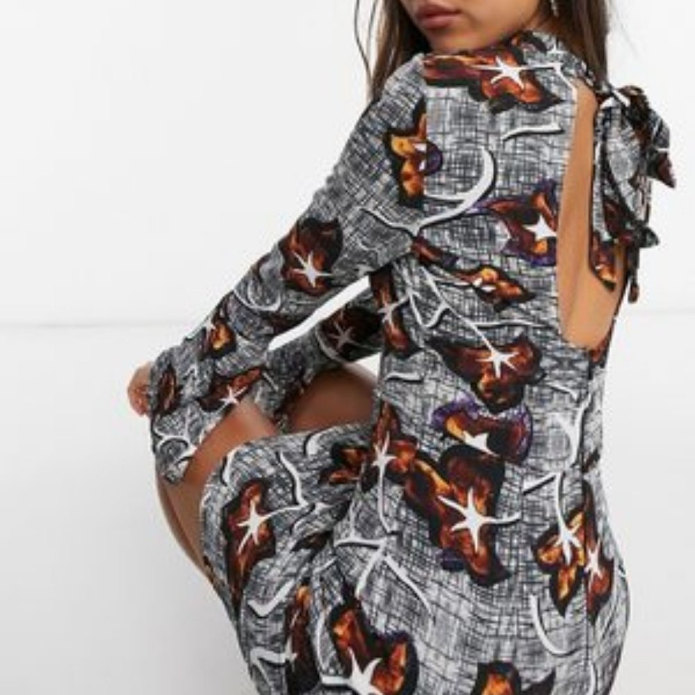 Girl In Mind Open Back Mini Dress In Leaf Print